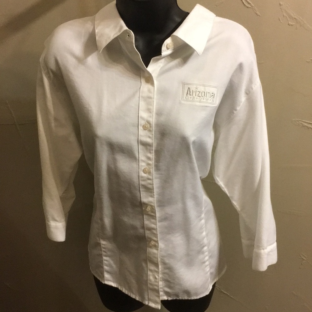 Vantage button down